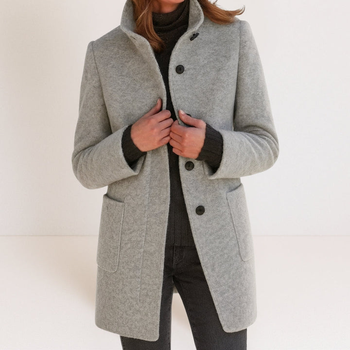 Elegant and warm classic-fit women's wool-blend coat for autumn