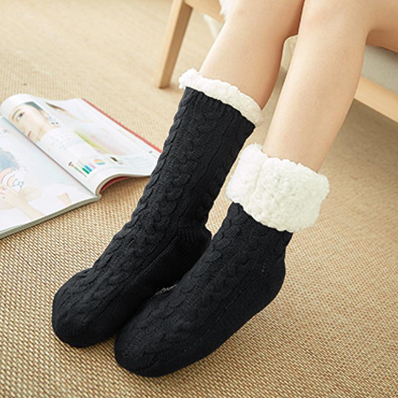 Warm winter socks – for cozy evenings at home