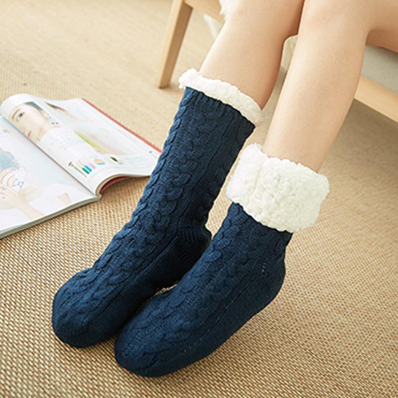 Warm winter socks – for cozy evenings at home