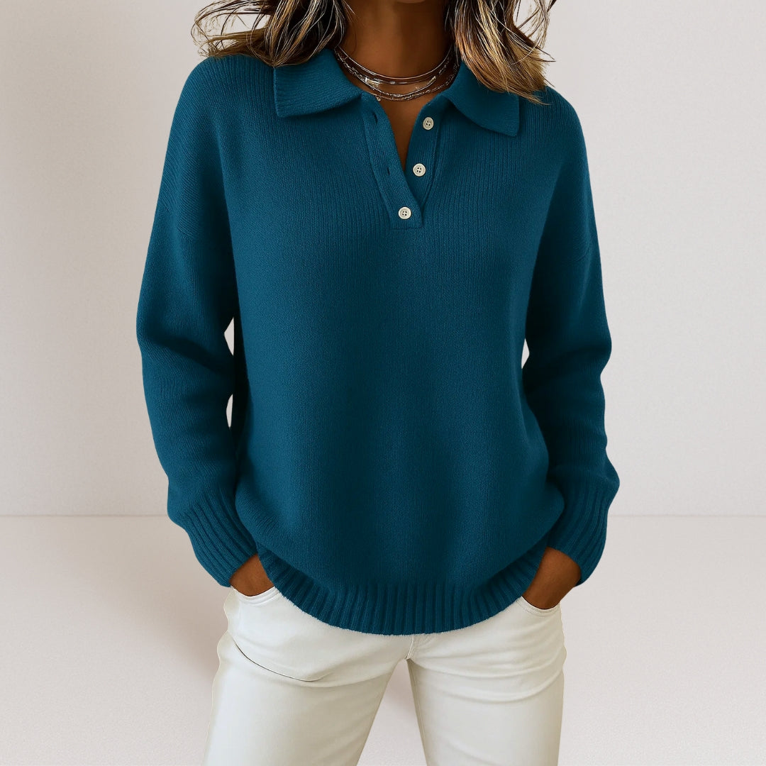 Women's knitted pullover with a collar for autumn, an elegant everyday fit