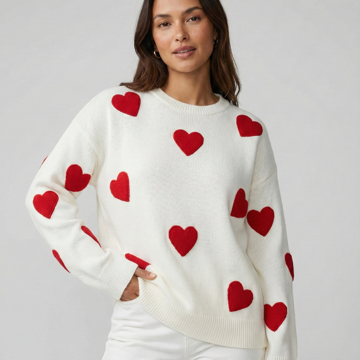 Women’s loose-fit wool-knit sweater with a heart pattern, casual style for autumn