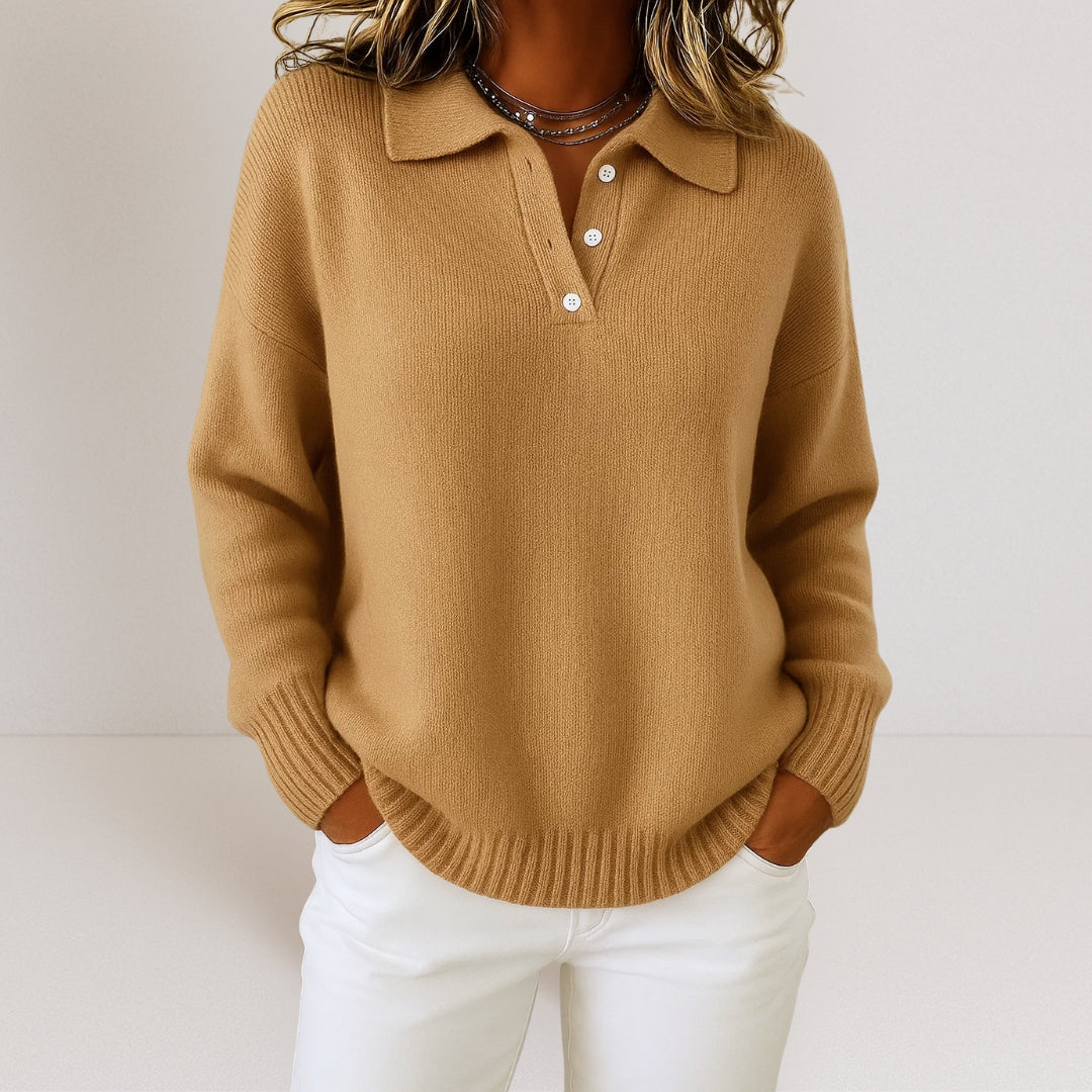 Women's knitted pullover with a collar for autumn, an elegant everyday fit