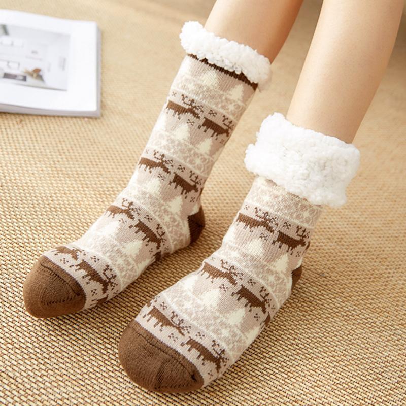 Warm winter socks – for cozy evenings at home
