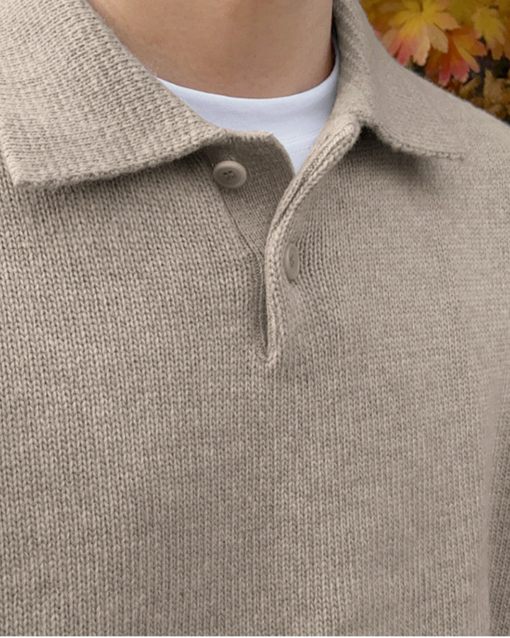 Men's wool sweater with a zip fastening under the collar, relaxed fit for fall