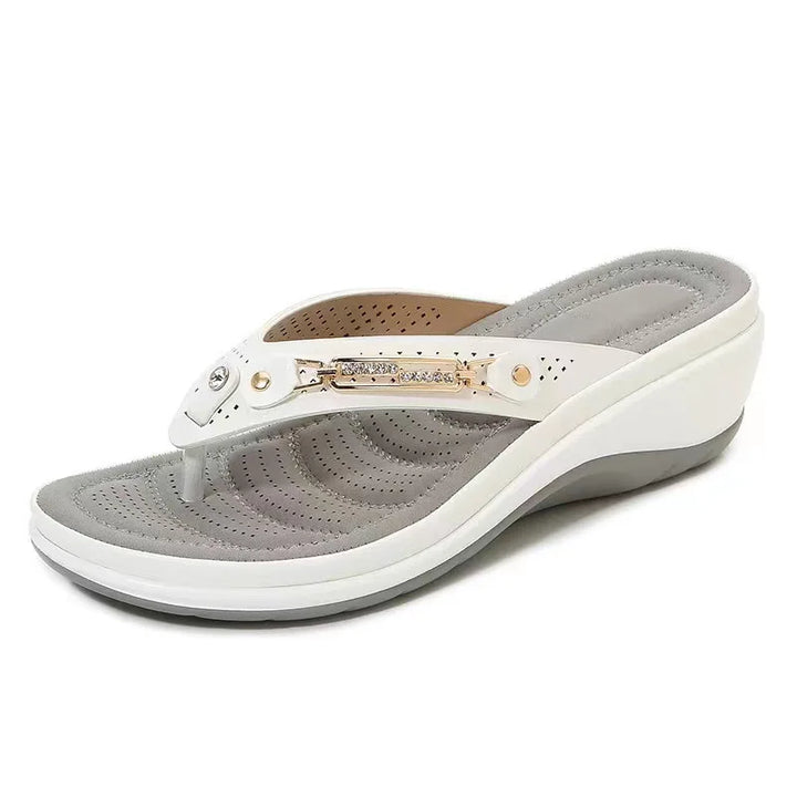 Iza - Sandales orthopédiques confortables avec semelle douce pour un confort estival ultime.