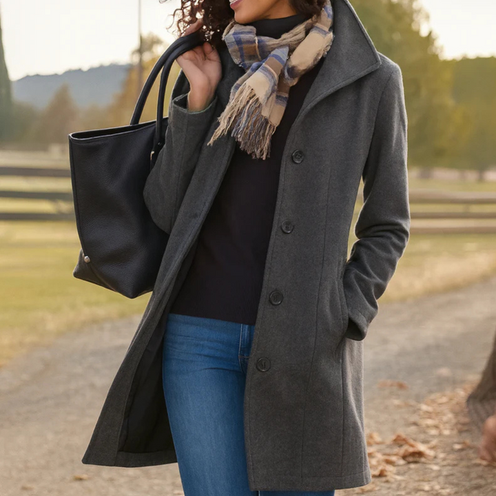 Elegant women's wool-blend coat for autumn, classic fit, for cold days