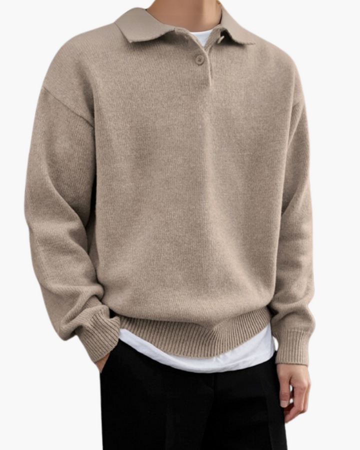Men's wool sweater with a zip fastening under the collar, relaxed fit for fall