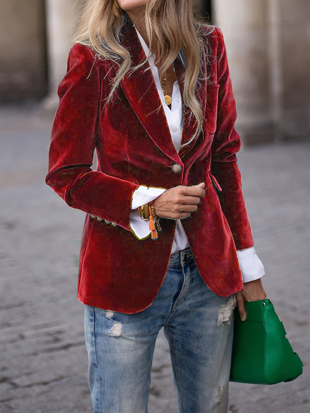 Blazer femme ajusté élégant en tissu léger pour l’été et les tenues professionnelles
