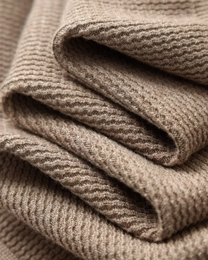 Men's textured knit polo sweater for autumn