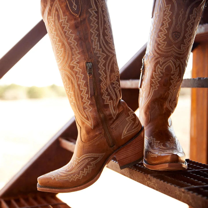 Bottes western femme en daim brodé avec talon cubain, style cowboy pour l’automne