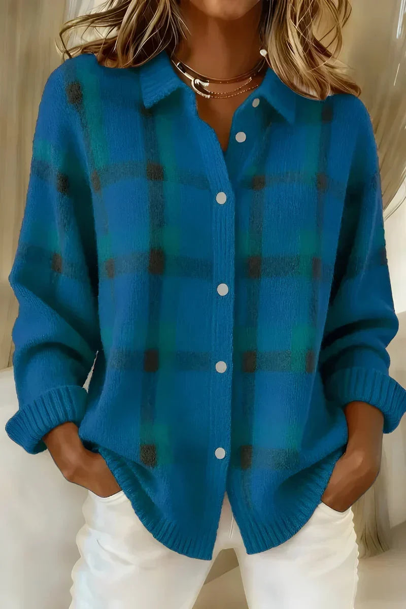 Long button-down vest for women, elegant for autumn and everyday outfits.