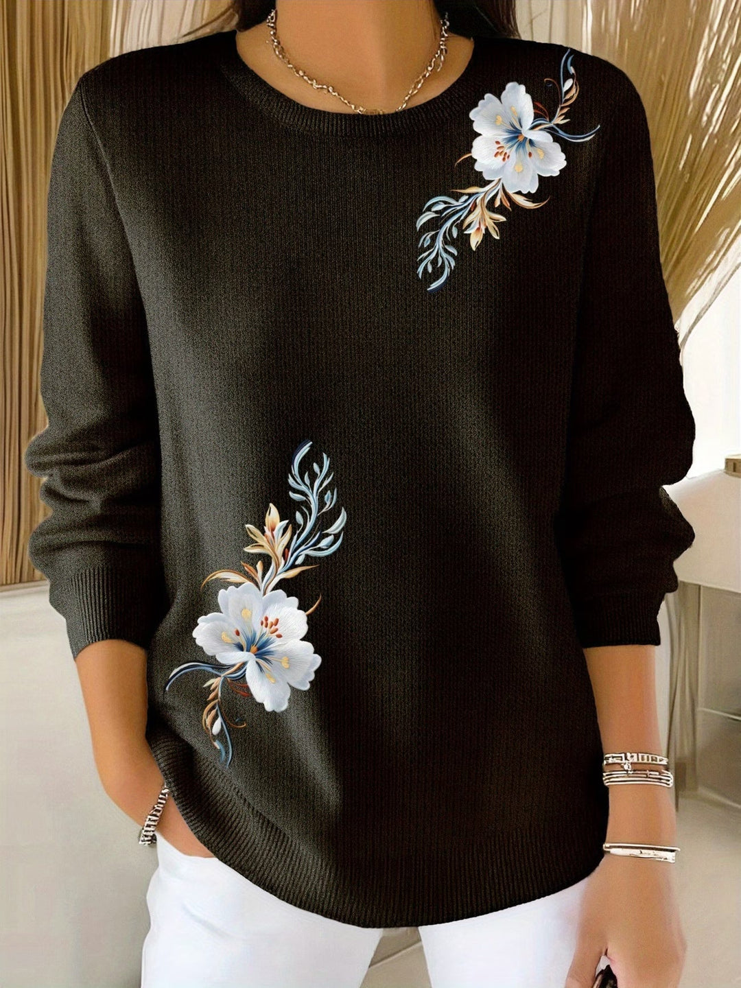 Women's round-neck soft-knit sweater with floral pattern, loose and comfortable sweater for autumn