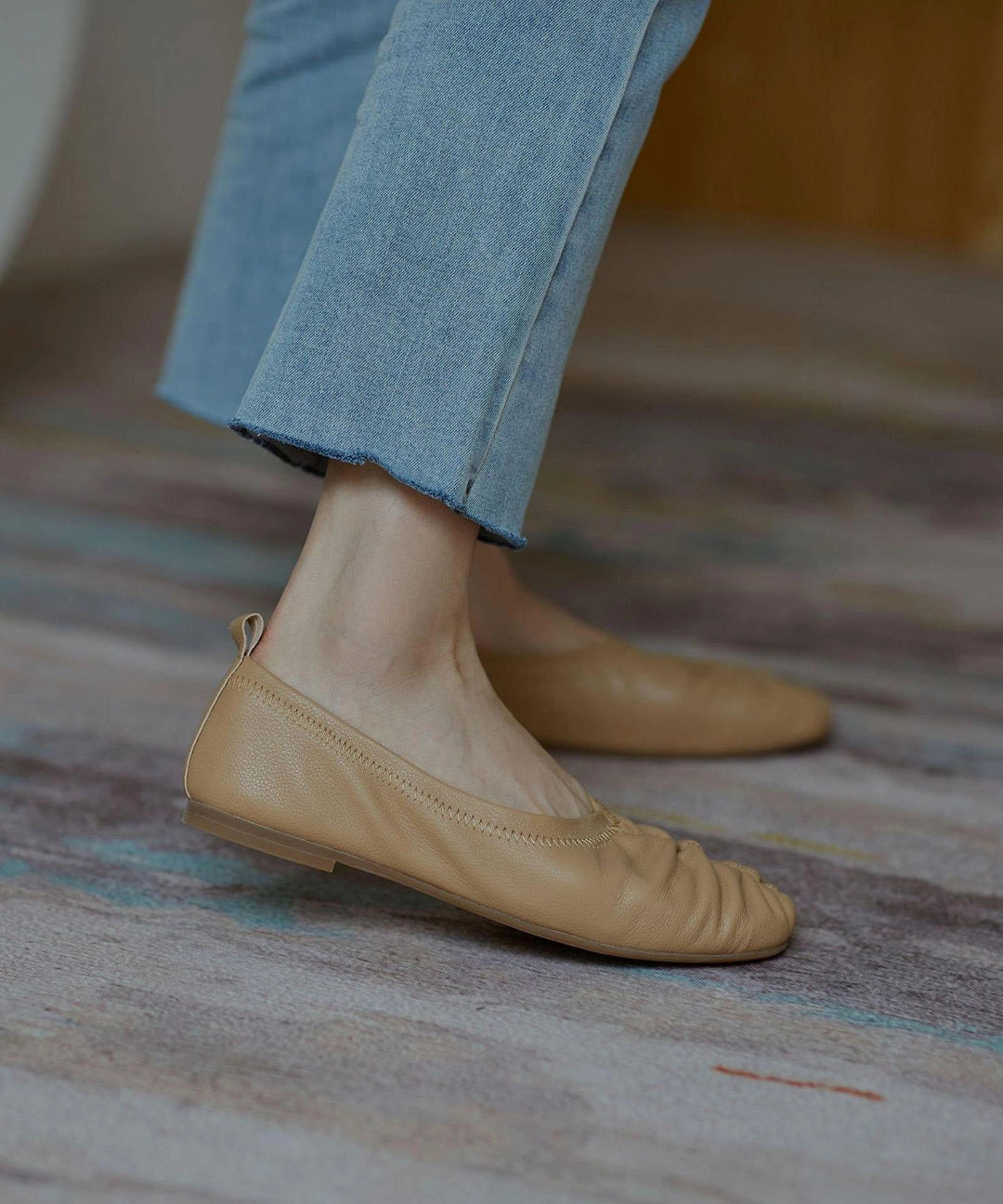 https://cdn.shopify.com/s/files/1/0998/9200/3147/files/Avencea_beige_women_s_soft_leather_bal_61479990.jpg?v=1766839674