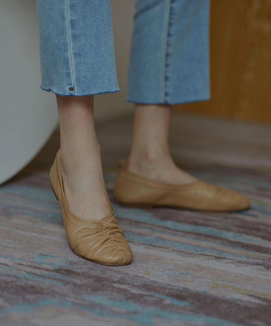 https://cdn.shopify.com/s/files/1/0998/9200/3147/files/Avencea_beige_women_s_soft_leather_bal_64062395.jpg?v=1766839675