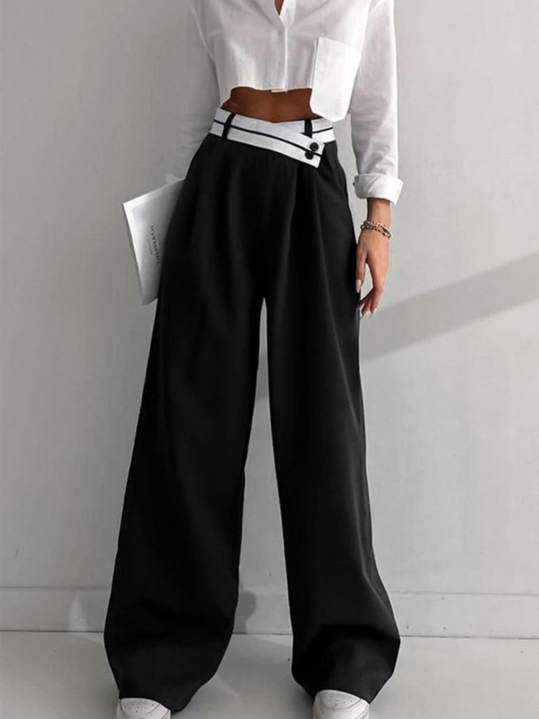 Lotte | Elegant women's pants with timeless charm and maximum comfort