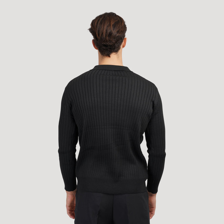 Polo en maille élégante à manches longues pour un look sophistiqué