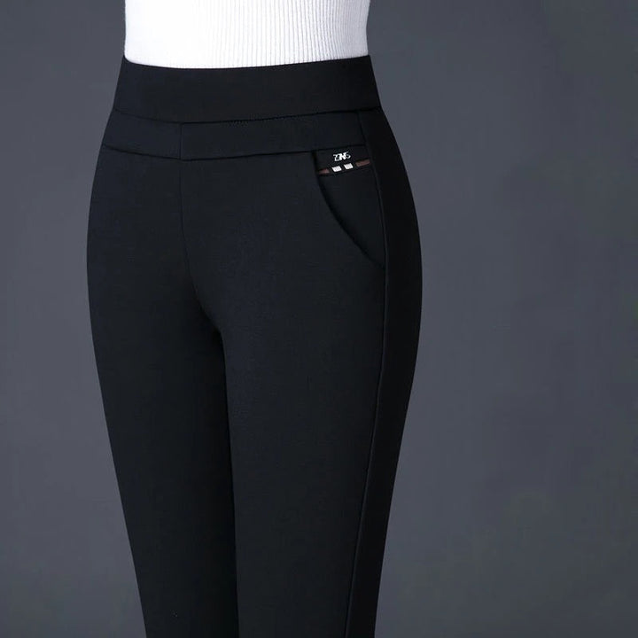 Pantalon slim fit rayé élégant et stylé avec taille haute