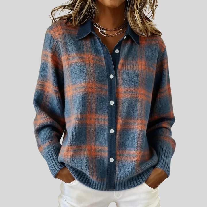 Long button-down vest for women, elegant for autumn and everyday outfits.