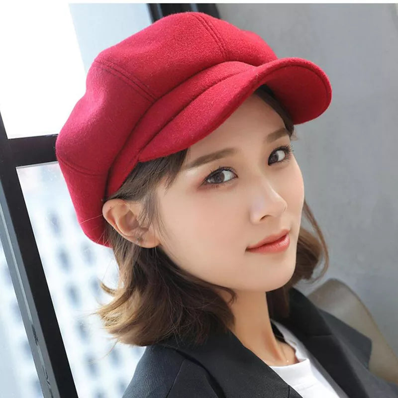 Women’s vintage-style cotton newsboy cap for late summer and autumn