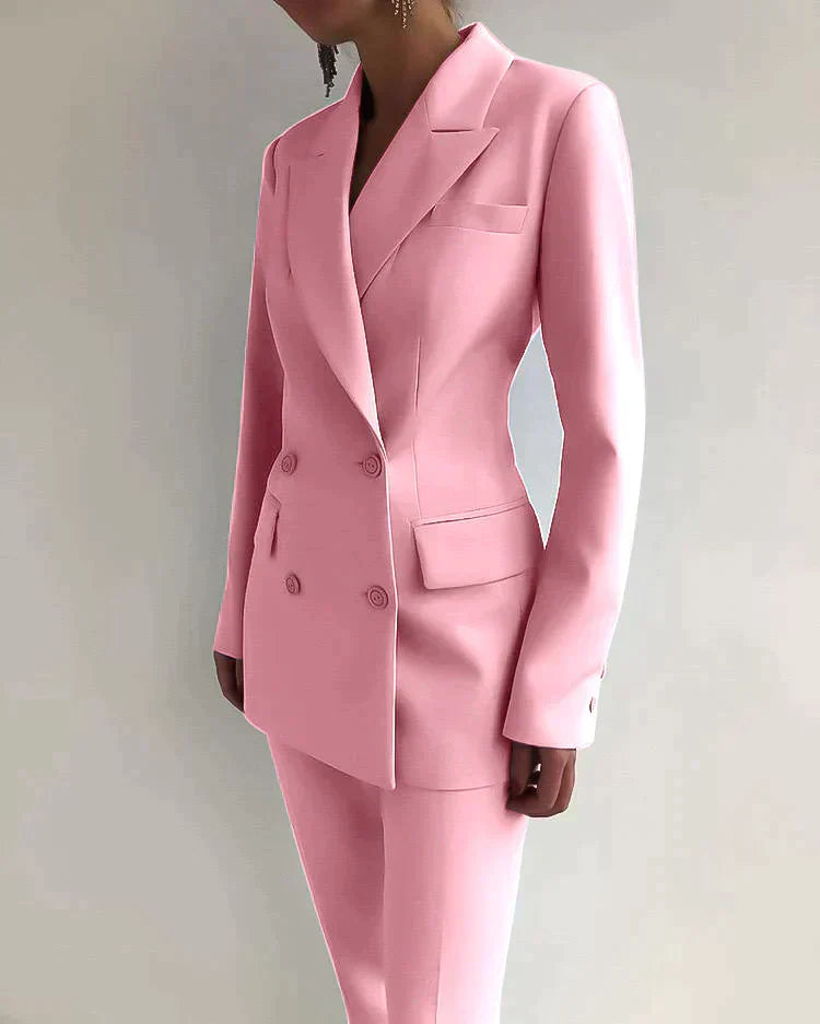 Norythia | Ensemble féminin élégant : blazer chic et pantalon pour le bureau et les occasions formelles.