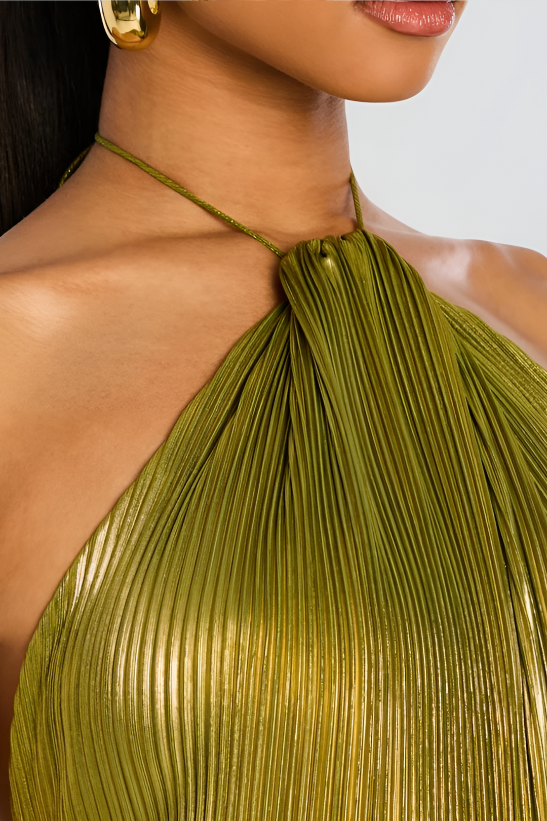 https://cdn.shopify.com/s/files/1/0998/9200/3147/files/Metallic_Peridot_Maxi_Dress_with_Halter_Neckline_and_High_Slit_for_Formal_Events_4.png?v=1766661069