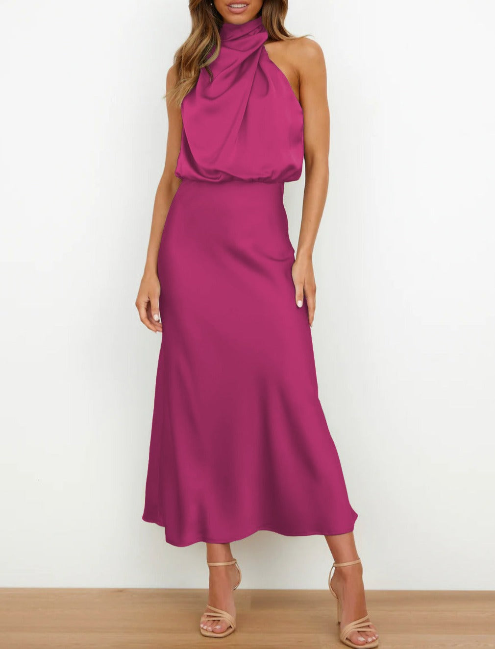Robe maxi femme en satin élégante sans manches pour l’été et les soirées chic