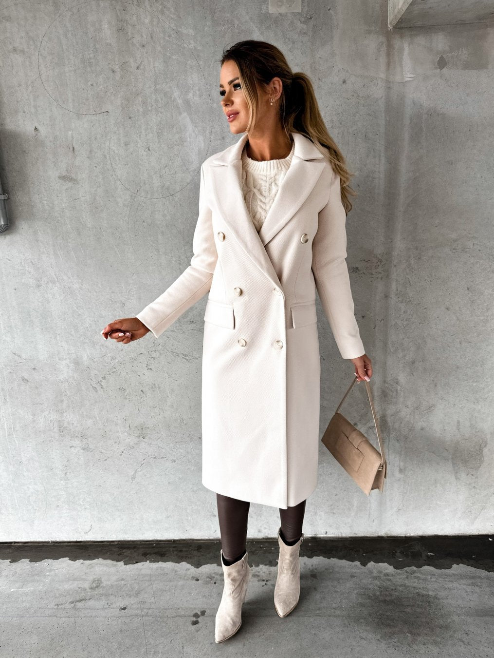 Manteau long femme élégant et chaud pour la fin de l’été et l’automne