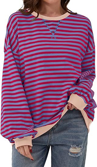 Women's oversized knit sweater for fall, with a loose, casual fit for everyday wear