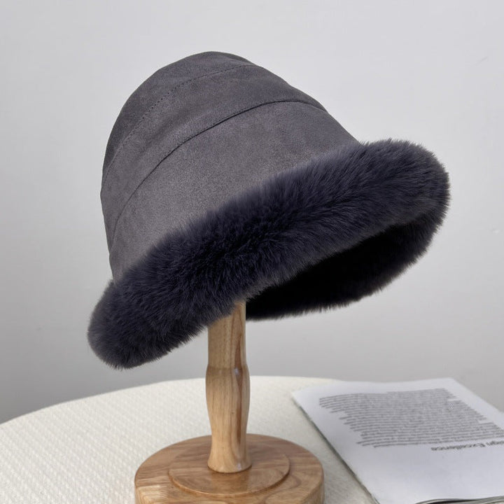 Bonnet femme en fausse fourrure chaud et élégant pour l’automne et l’hiver