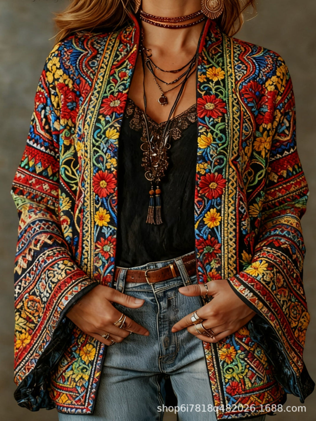 Bohemian velvet vest for women this fall, an elegant blazer for cold days