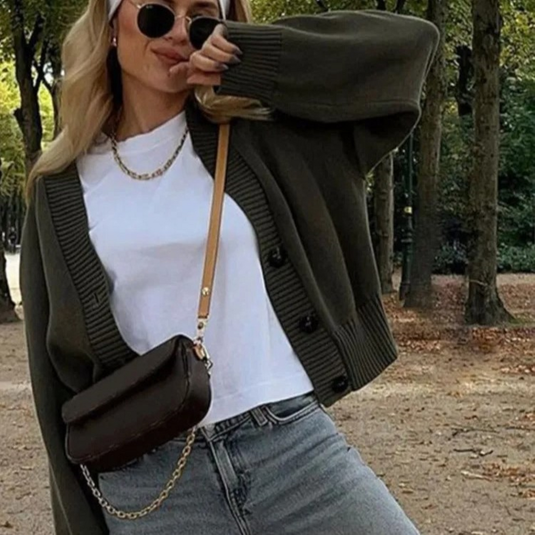 Ilani - Superbes gilets en V avec un col V en olive pour un look élégant et confortable