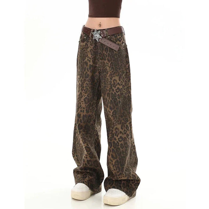 Gilda - Stylish retro pants with a very trendy leopard print