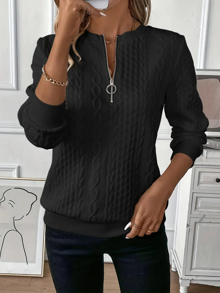 Women's textured zip-up sweatshirt for autumn and everyday outfits