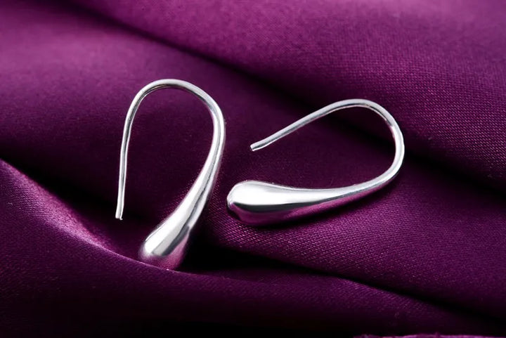 925 silver drop-shaped hoop earrings with an autumnal design