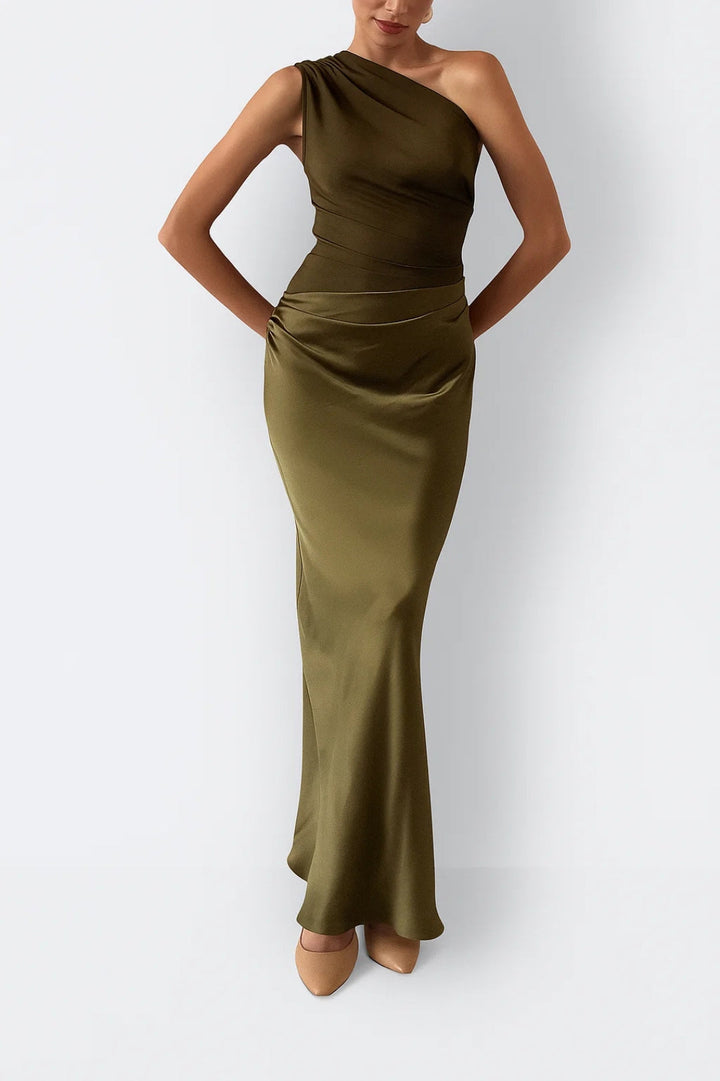 Robe maxi de soirée femme à une épaule avec silhouette ajustée pour événements élégants