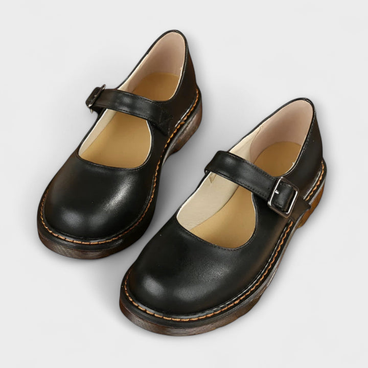 https://cdn.shopify.com/s/files/1/0998/9200/3147/files/Women_s_Classic_Mary_Jane_Shoes_with_Buckle_Strap_and_Flat_Sole_2.jpg?v=1766840304