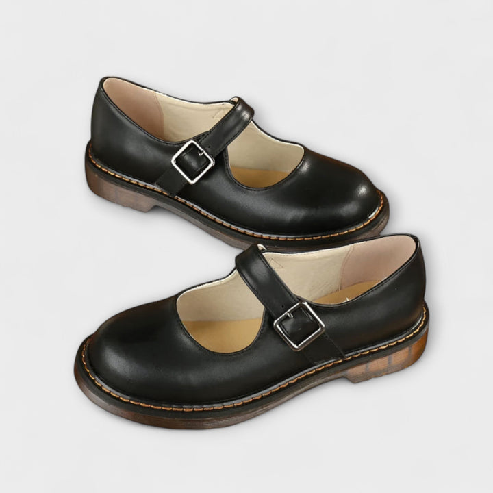https://cdn.shopify.com/s/files/1/0998/9200/3147/files/Women_s_Classic_Mary_Jane_Shoes_with_Buckle_Strap_and_Flat_Sole_3.jpg?v=1766840304