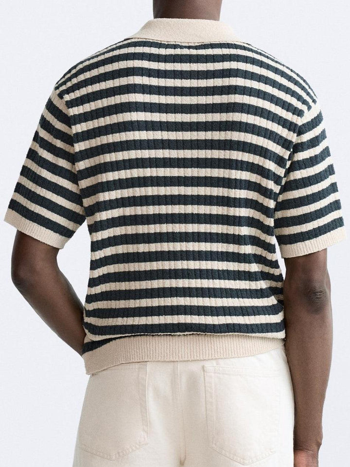 Polo Tricot Rayée Élégante Classics pour un Style Intemporel
