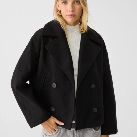 Elegant short wool coat for women, double-breasted, for autumn