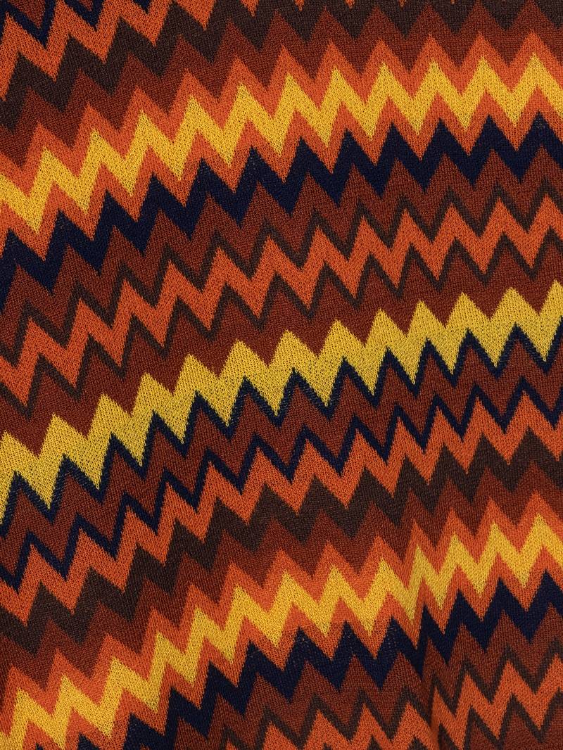 Pull rétro stylé avec motif zigzag tendance