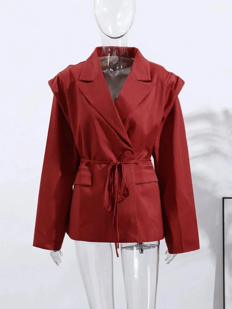 Blazer femme à lacets avec épaulettes rembourrées pour l'automne, coupe élégante