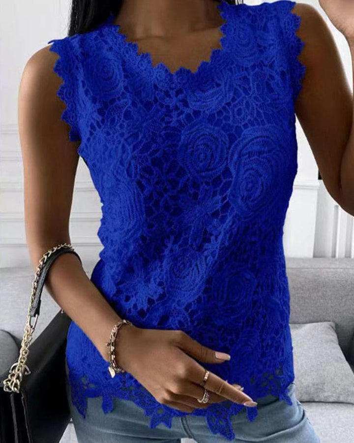 https://cdn.shopify.com/s/files/1/0998/9200/3147/files/blouse-with-lace-detail-in-effenge-colour-style-elara-blue-s-state_of_style-5.jpg?v=1766663465