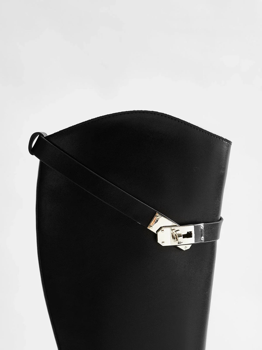 Bottes d'équitation pour femmes pour l'automne, avec des boucles décoratives et une semelle intérieure confortable