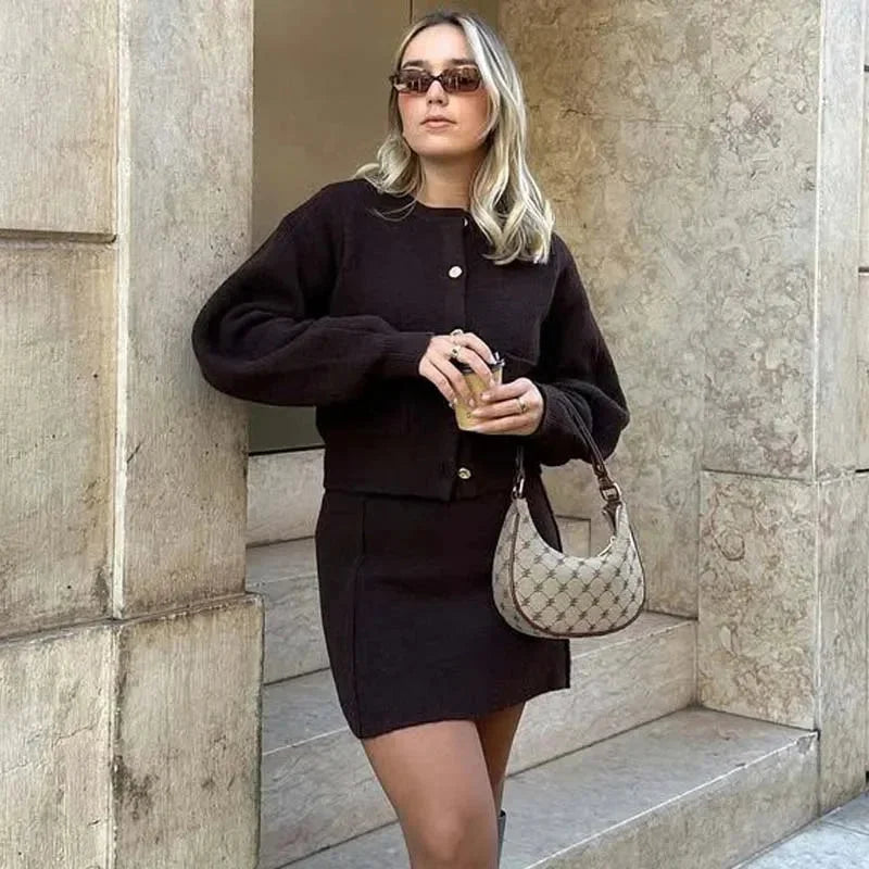 Gilet femme en maille douce à coupe décontractée avec poches, idéal pour l’automne