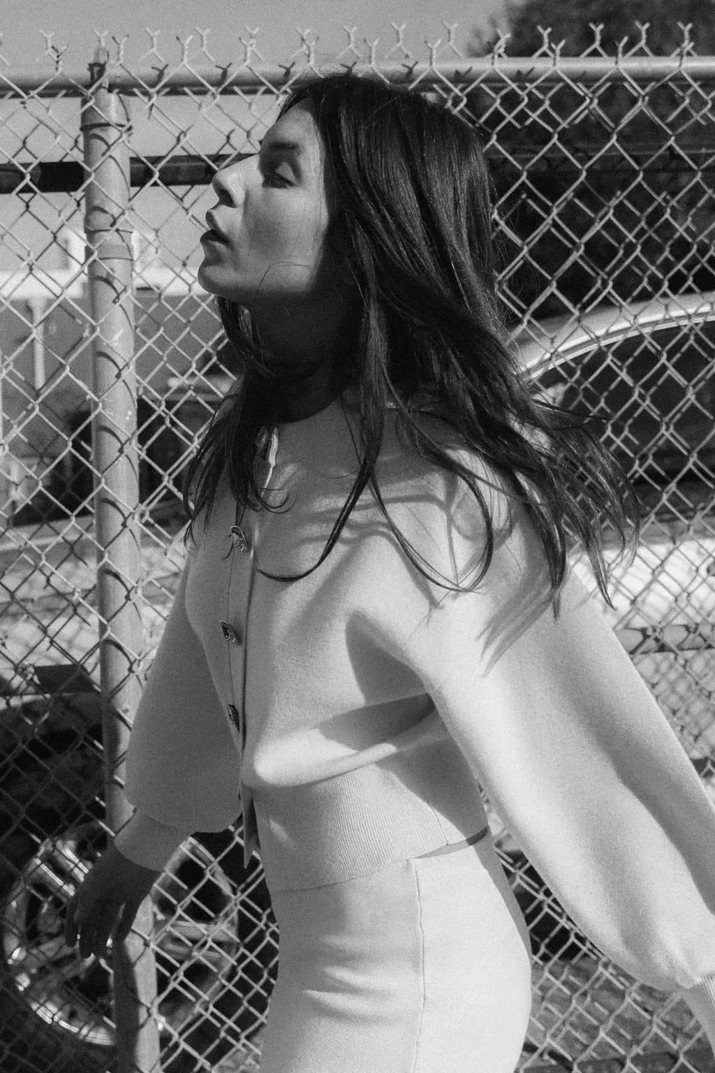 Women’s soft-knit turtleneck sweater, an elegant and timeless style for autumn