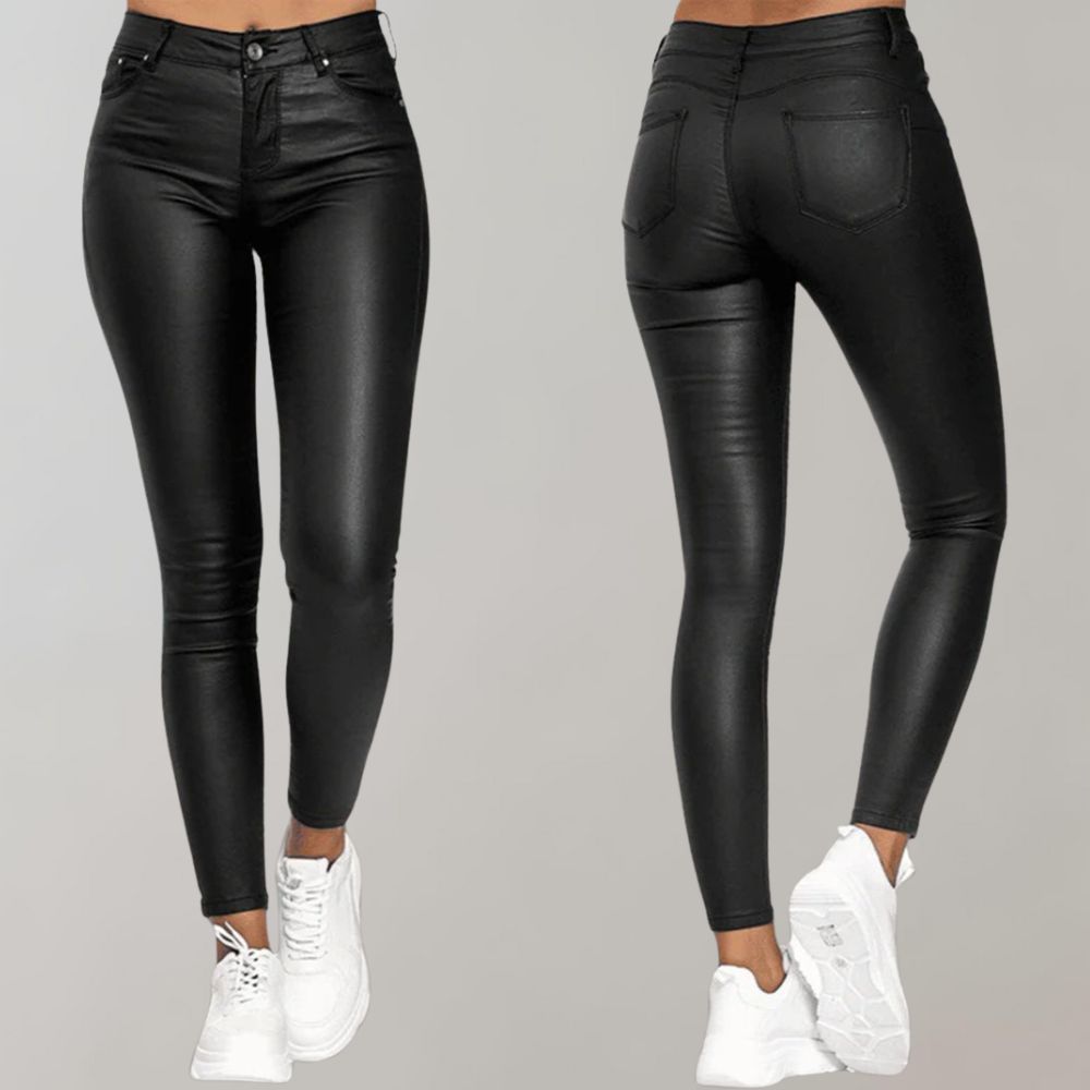 https://cdn.shopify.com/s/files/1/0998/9200/3147/files/comfort-fit-pants-luxura-black-s-state_of_style.jpg?v=1766665905