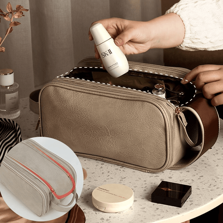 Trousse de maquillage de luxe avec double fermeture à glissière et compartiments pratiques organisés pour un look de toilette élégant