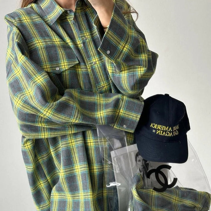 Kaia | Chemise Vintage Oversize pour Femmes avec Manches Longues et Col élégant