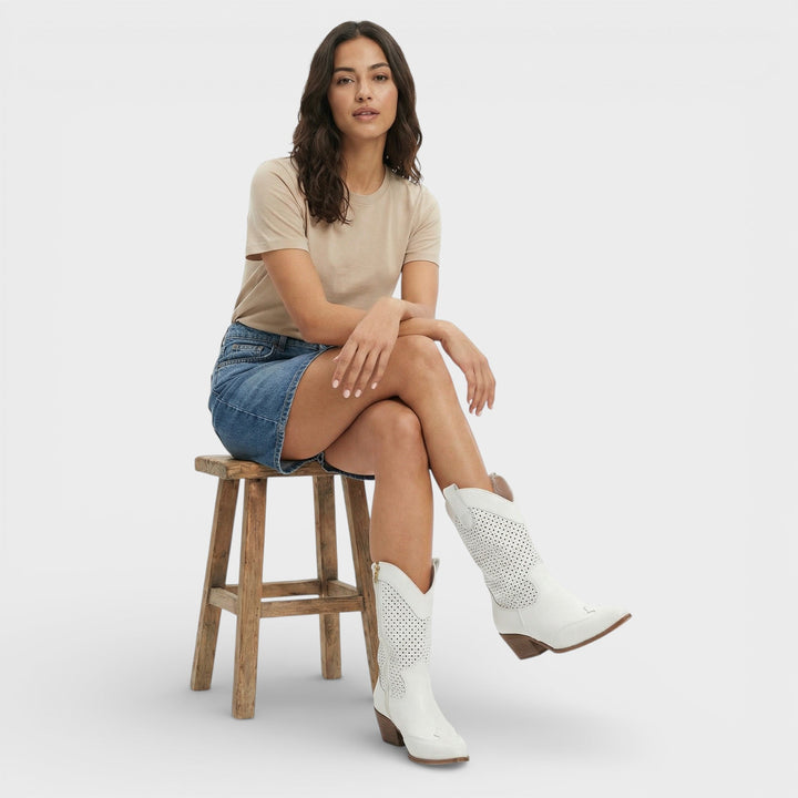 Bottes de cowgirl perforées à bout pointu pour l'automne, à talon bas