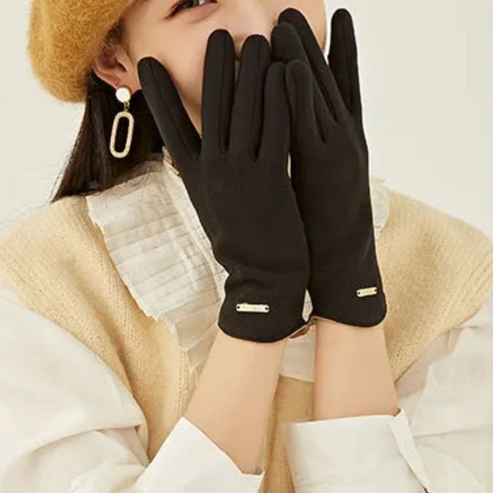 Elegant women's suede gloves lined with cashmere for winter with touchscreen functionality
